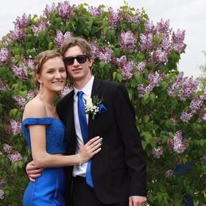 Meet your Posher, Larissa